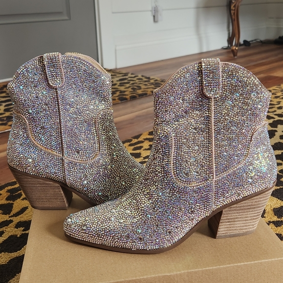 Matisse Harlow Rhinestone Boots - Picture 5 of 14